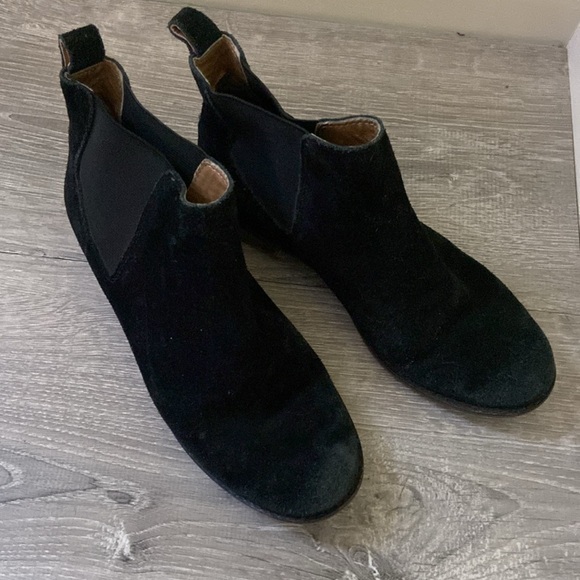 Lucky Brand Black Suede Booties - Picture 5 of 6